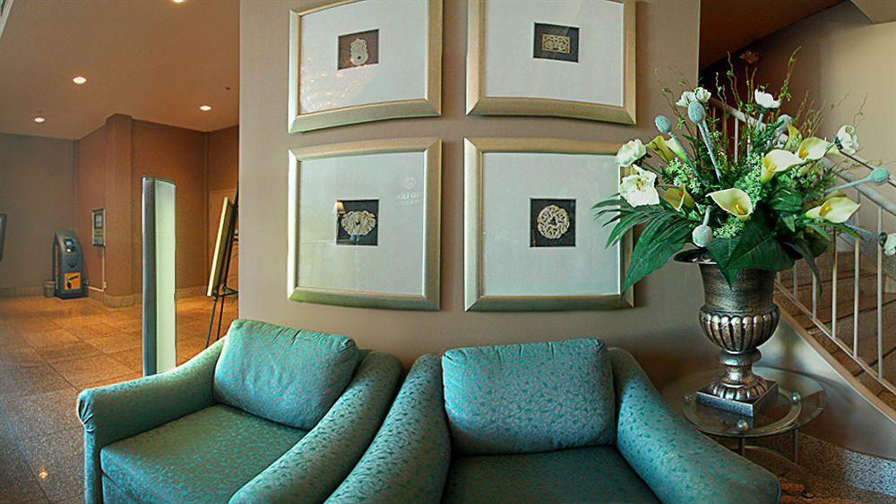 Red Lion Inn And Suites Victoria Saanich ภายนอก รูปภาพ