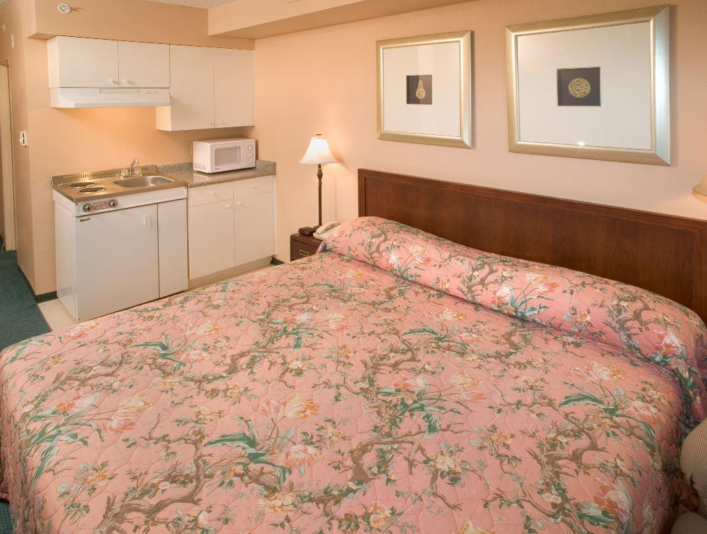 Red Lion Inn And Suites Victoria Saanich ห้อง รูปภาพ