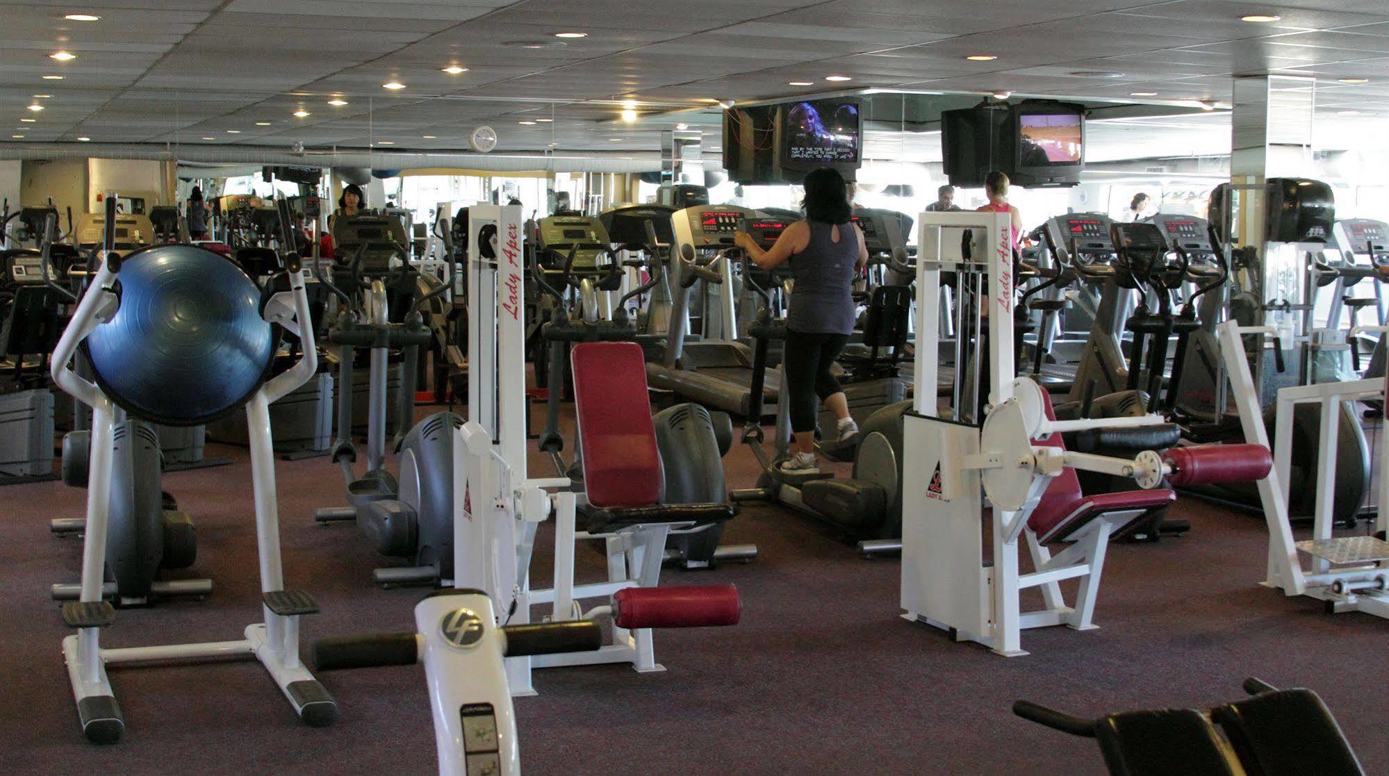 Red Lion Inn And Suites Victoria Saanich ภายนอก รูปภาพ